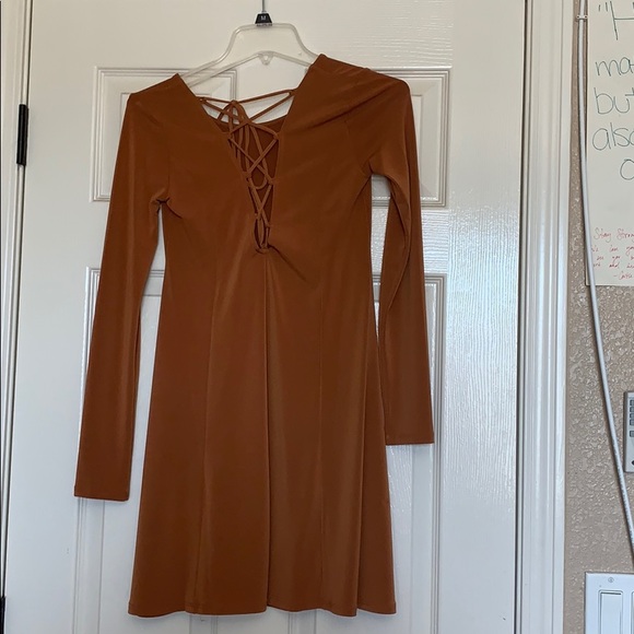 Dress - Picture 2 of 2